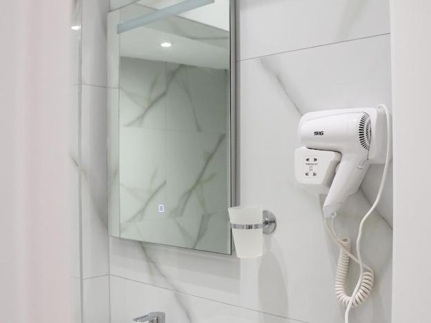 Center Apartment Тирана Екстериор снимка